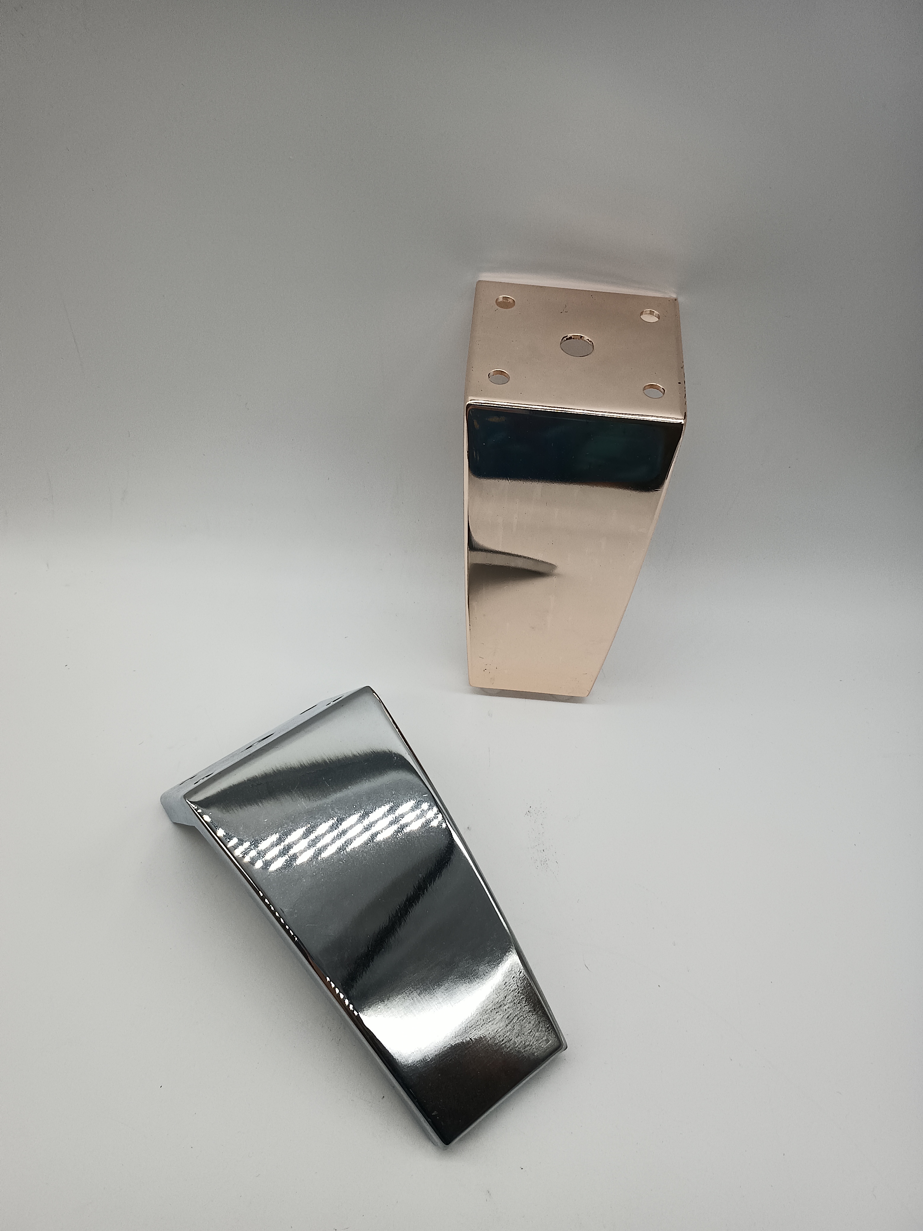Venta al por mayor, Hardware para sofá, mesita de noche, pies de cama, gabinete, mesa de centro, patas de muebles de metal