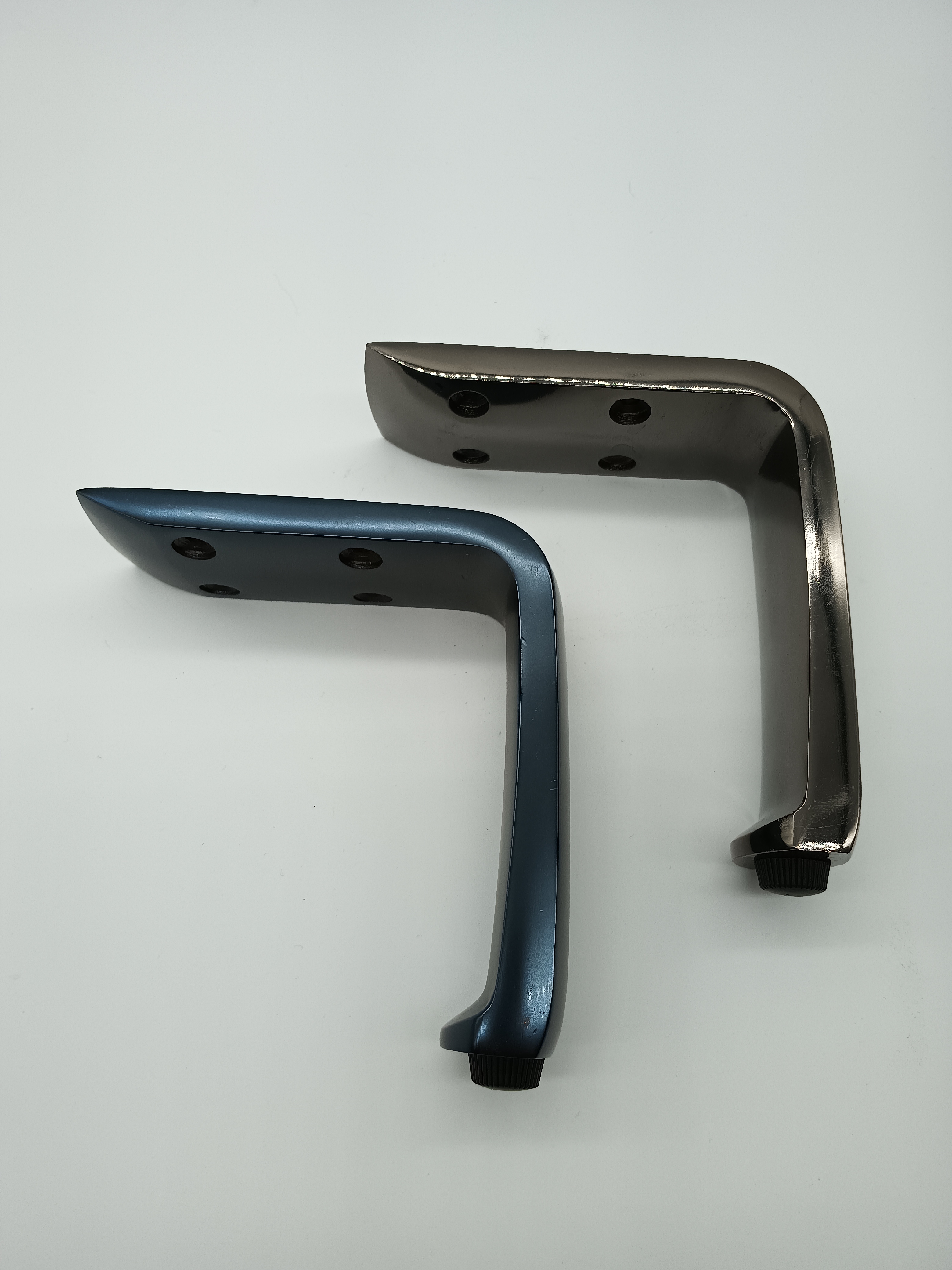Patas de sofá de lujo cónicas modernas, mueble de cama cromado dorado, soporte de muebles de Metal, patas de acero para camas y sofás, Material de hierro