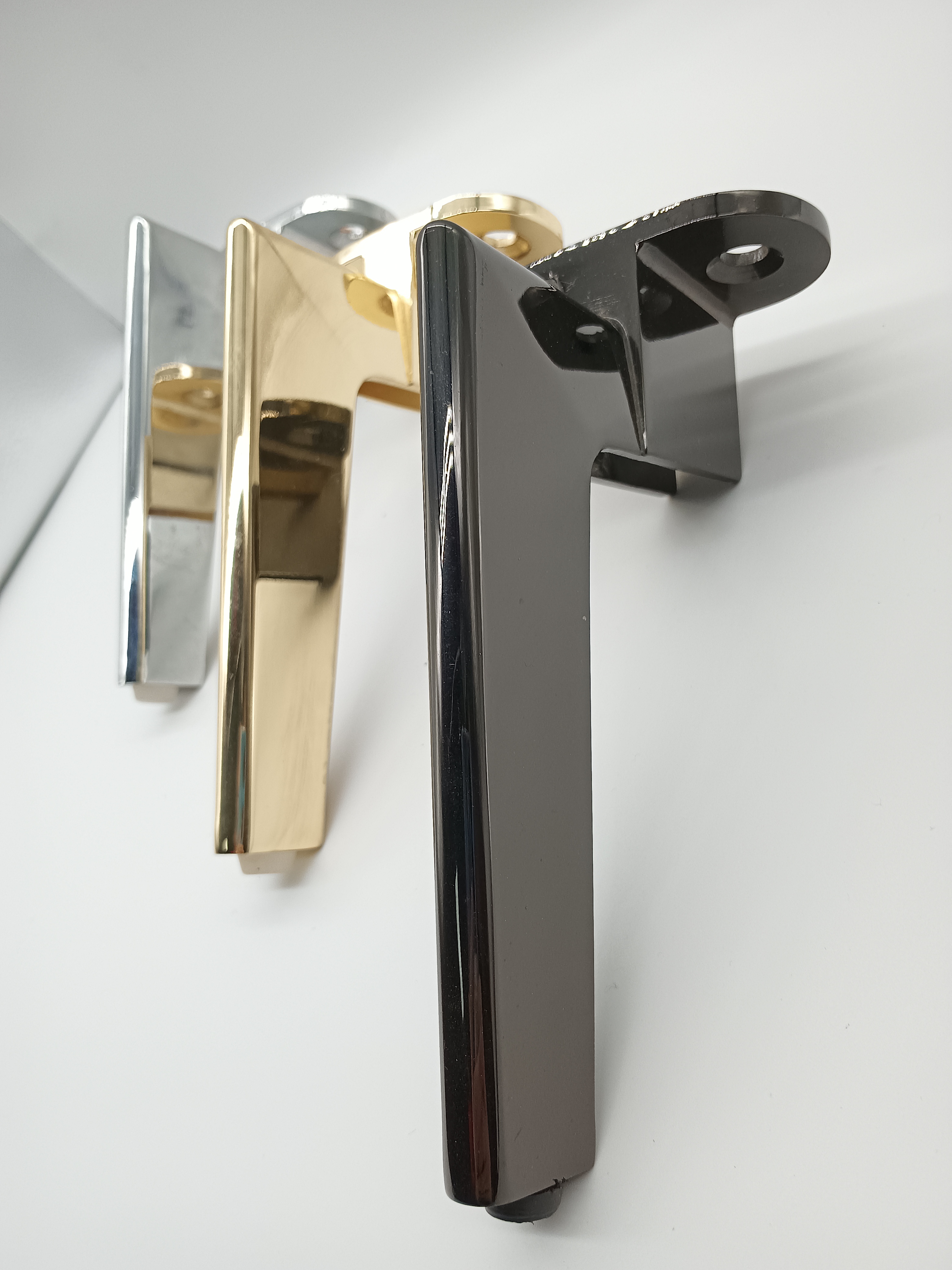 Patas de muebles de diseño elegante, accesorios de decoración, patas de muebles, patas de sofá de aleación de zinc