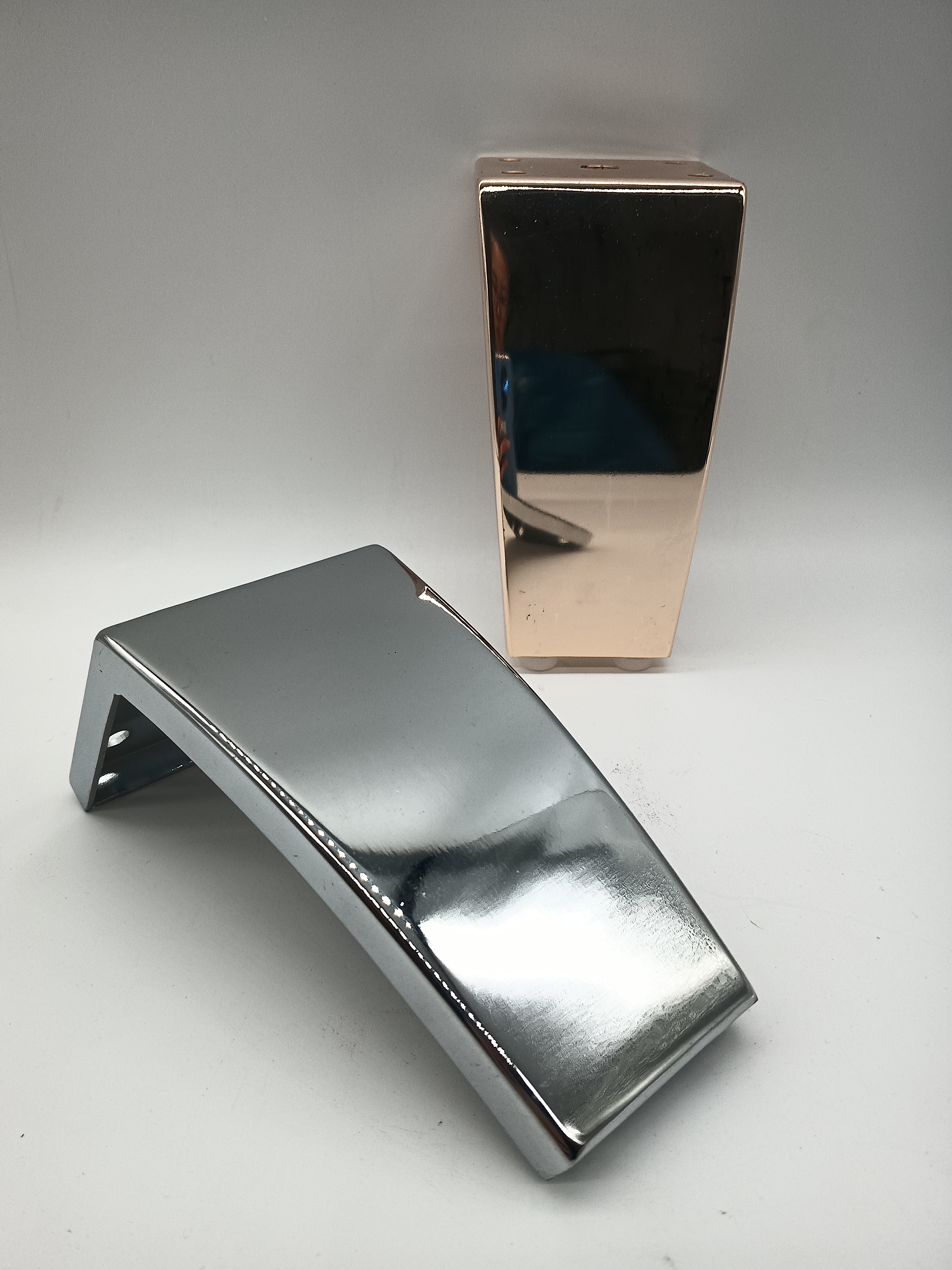 Venta al por mayor, Hardware para sofá, mesita de noche, pies de cama, gabinete, mesa de centro, patas de muebles de metal