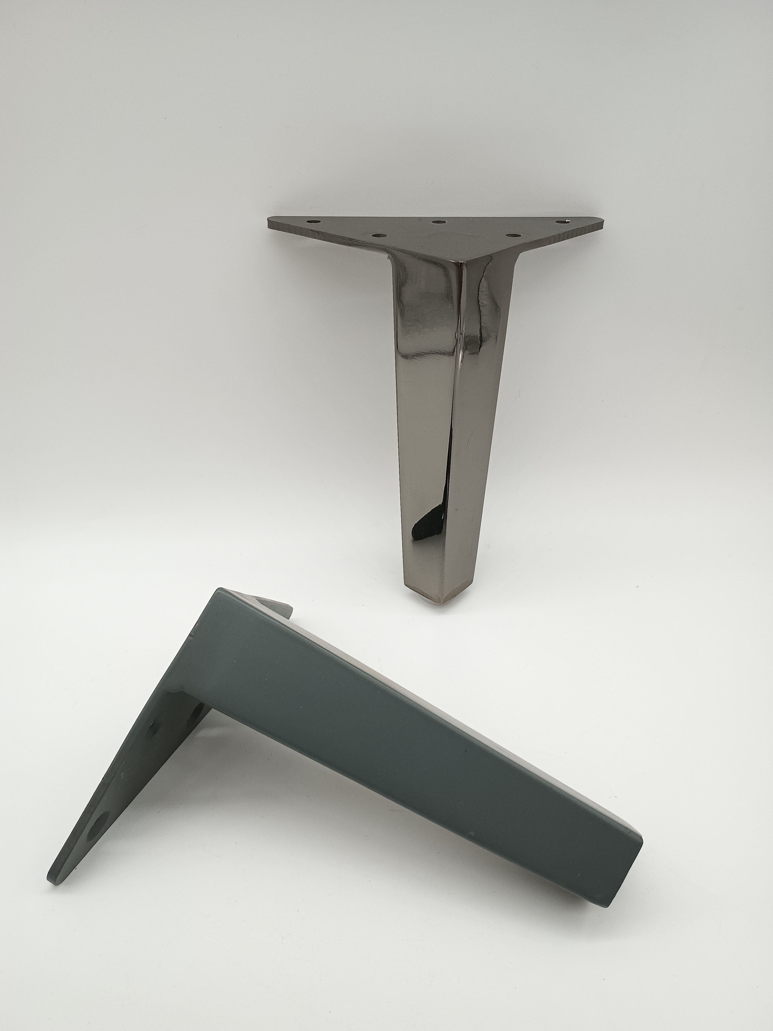 Patas de sofá cama de bronce modernas de 155 mm con patas de sofá de la industria Foshan