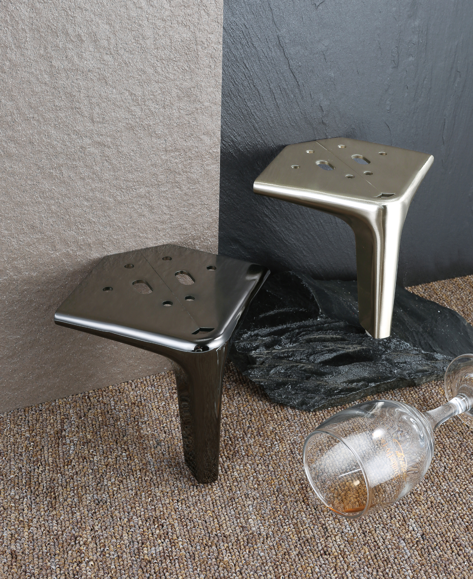 Kuki: elevando tus muebles con precisión y estilo